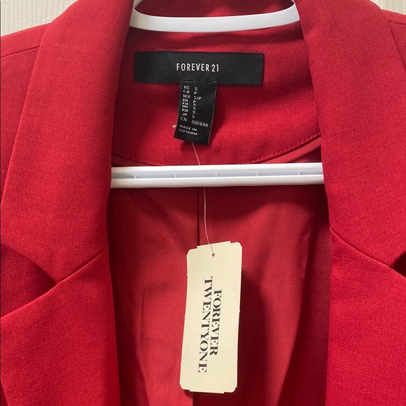 NWT Forever 21 Red Blazer - Picture 2 of 3